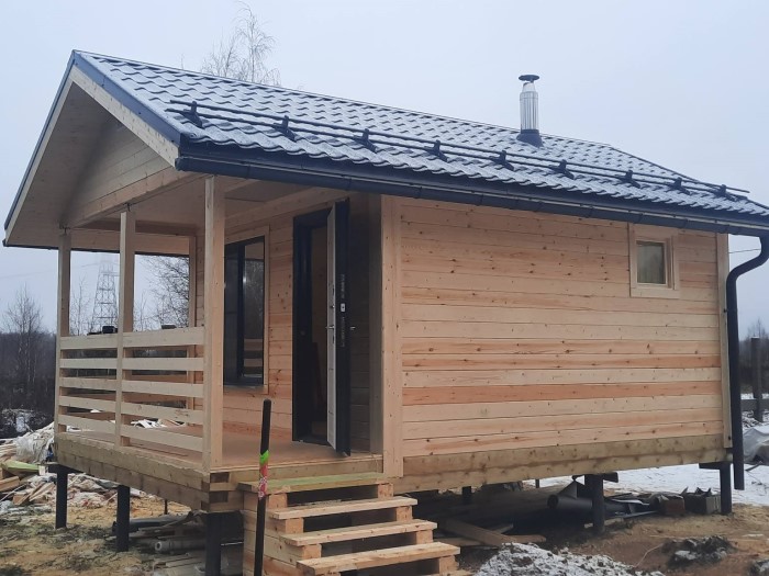 Баня брусовая 4х4.5 м. с террасой 1.5х4.0м, Тверская обл., Кимрский р-н.