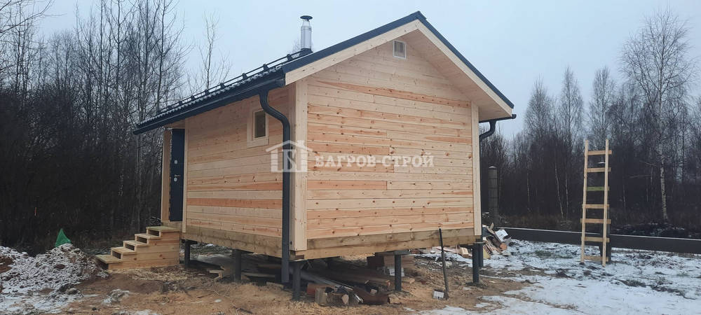 Баня брусовая 4х4.5 м. с террасой 1.5х4.0м, Тверская обл., Кимрский р-н.